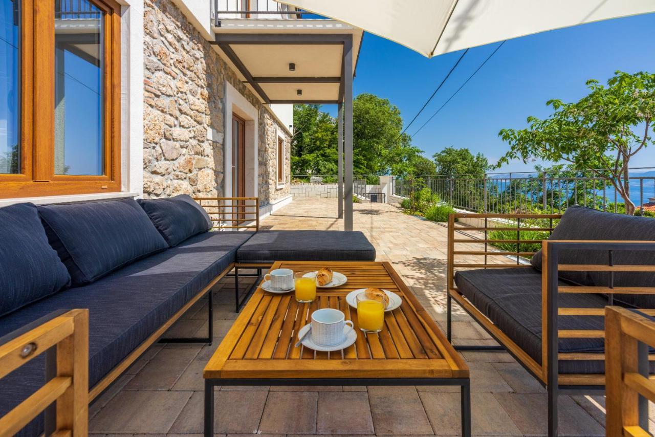Villa Antani With Heated Pool, Sauna & Jacuzzi ซริกเวนิซา ภายนอก รูปภาพ