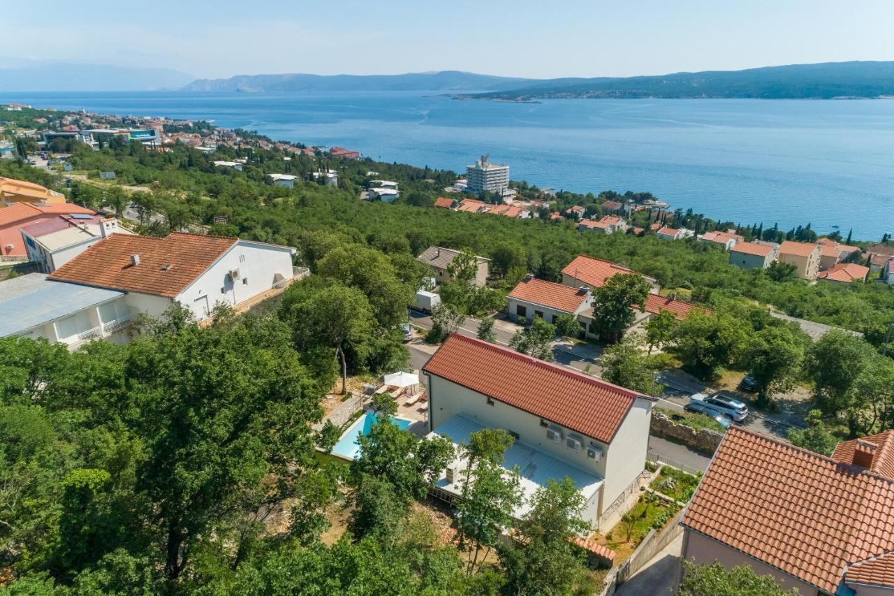 Villa Antani With Heated Pool, Sauna & Jacuzzi ซริกเวนิซา ภายนอก รูปภาพ